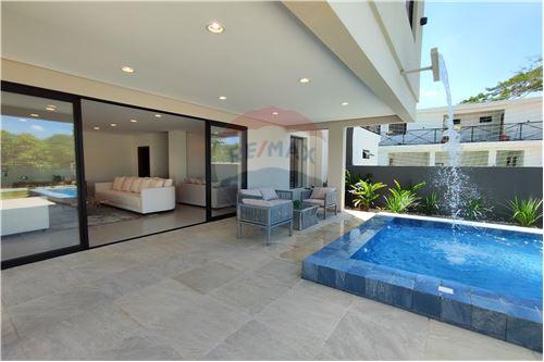 Vendo Residencia De Lujo A Estrenar En San Bernardino — foto 2