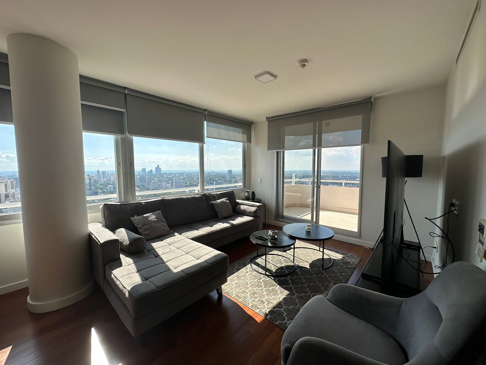 En Venta Lujoso Departamento De 3 Dormitorios Sobre Santa Teresa — foto 3