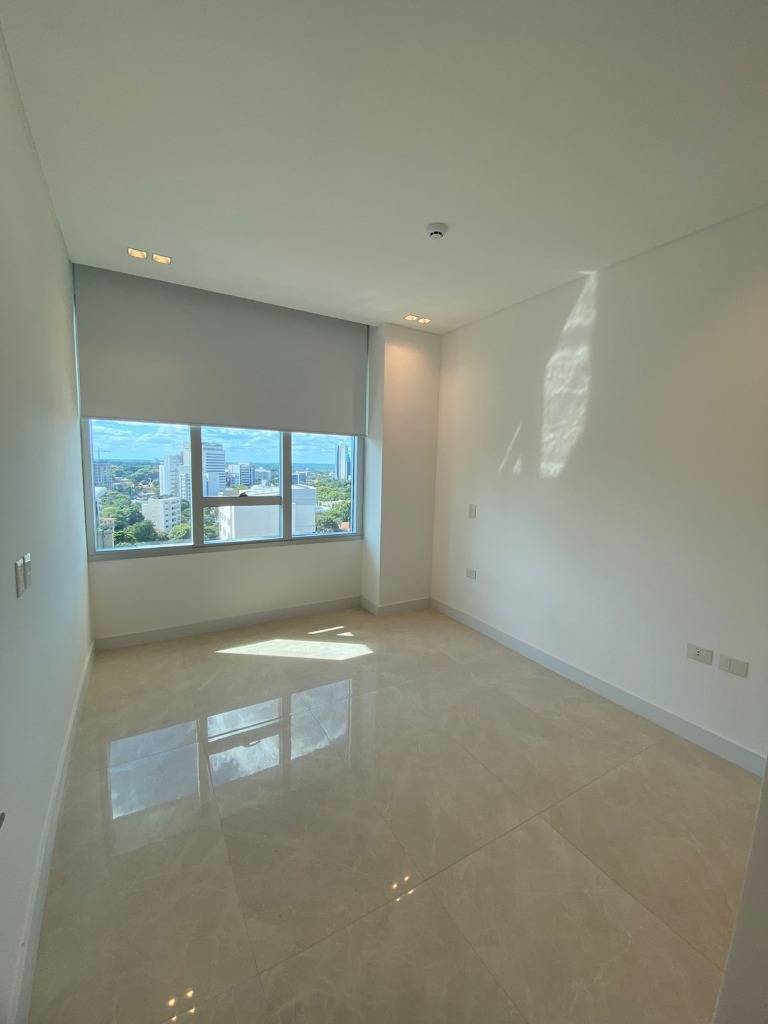 ALQUILO DEPARTAMENTO EN LA TORRE EMINENT, YACUA SATÍ — foto 3