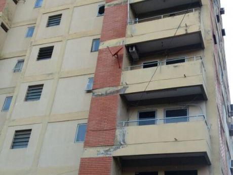 Vendo Departamento Sobre Avda. Mcal. López A 1 Cuadra Del Shopping Pinedo