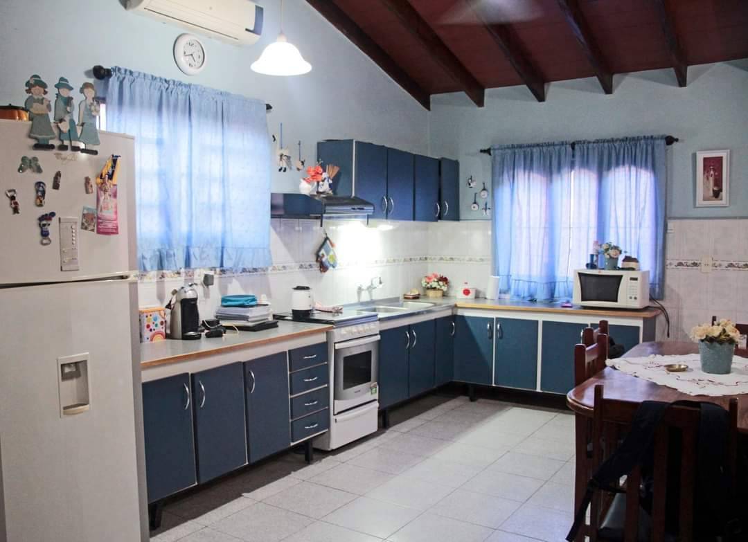 Propiedad Mixta con Salón Comercial y Vivienda en Centro de San Lorenzo — foto 2