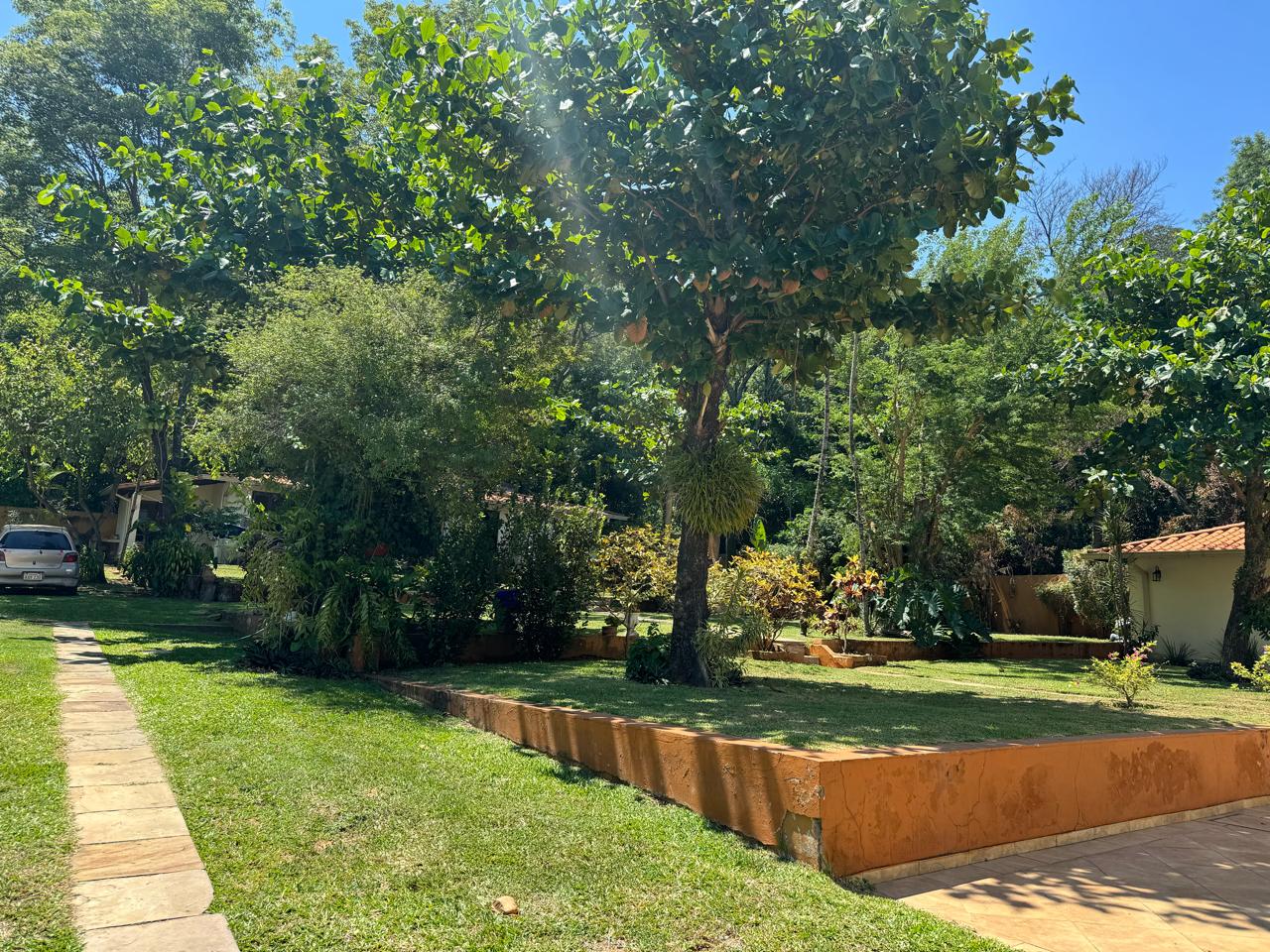 Vendo imponente propiedad, en el centro de San Bernardino — foto 2