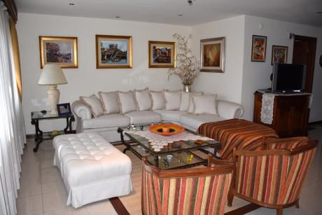 Hermosa Casa Para Entrar En Malvín
