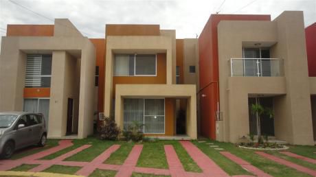 Casa En Venta, Condominio Alassio