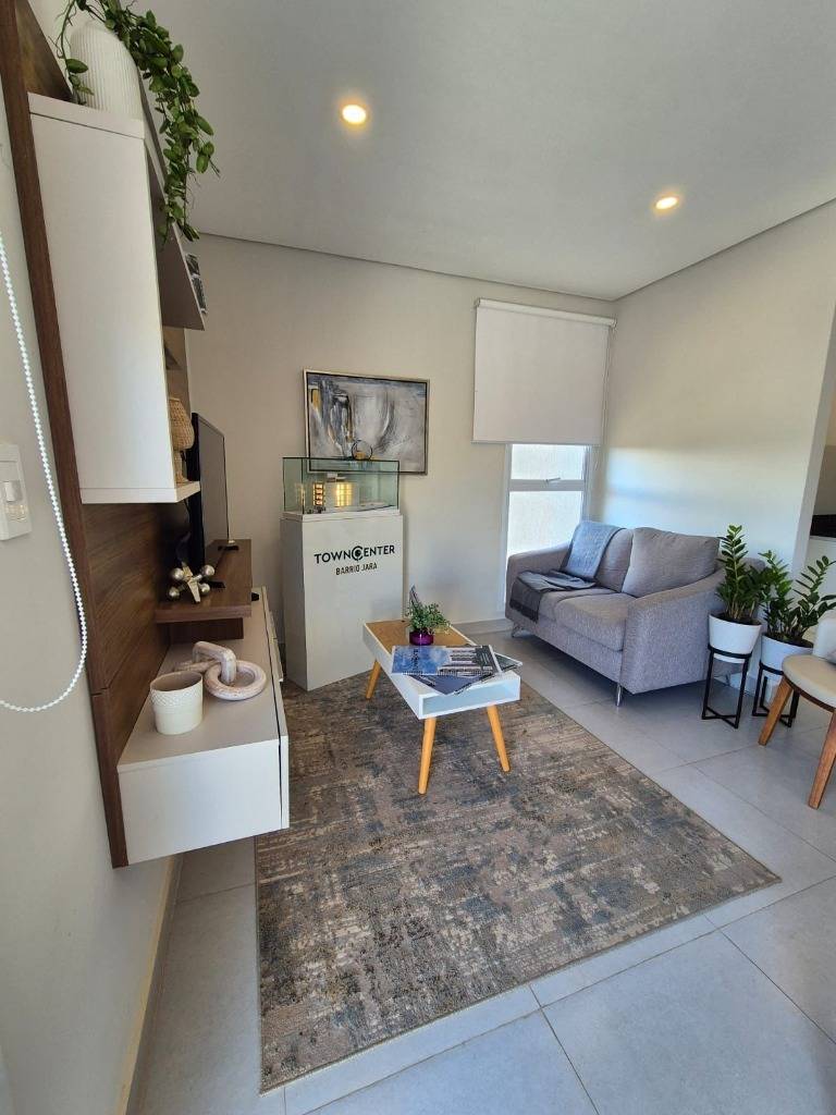 VENDO DEPARTAMENTO EN FERNANDO DE LA MORA, CENTRAL — foto 2