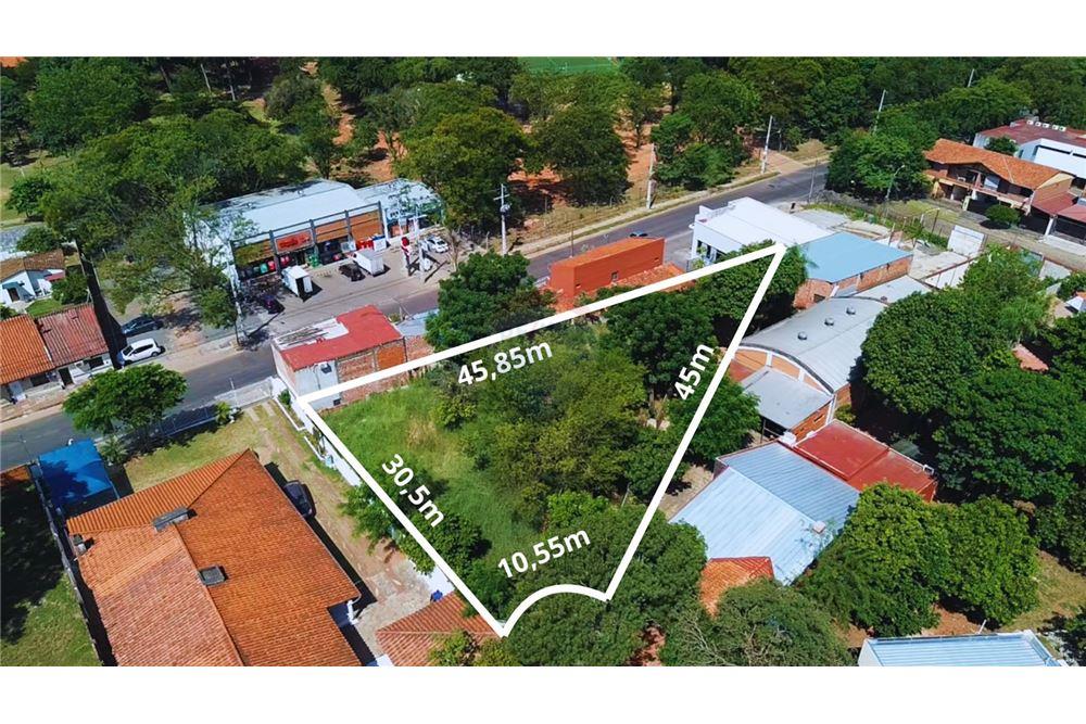 AMPLIO TERRENO DE 866 M² EN ZONA RESIDENCIAL DE LOMA PYTA - ASUNCIÓN — foto 2