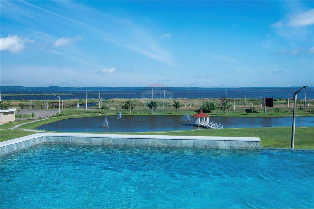 VENDO RESIDENCIA EN SAN BERNARDINO CON VISTA AL LAGO EN BARRIO CERRADO — foto 3