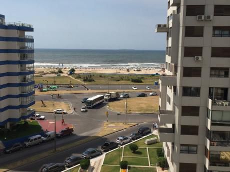 Dueño Vende! Excelente Apartamento Parada 1 Frente A Playa Brava