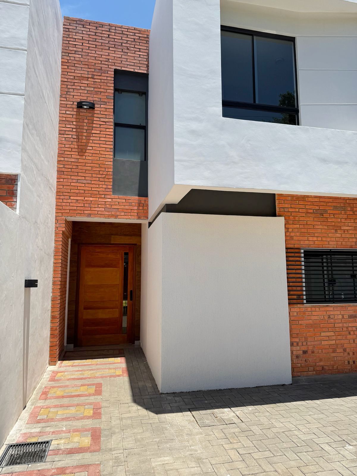 VENDO CASA PAREADA AMOBLADA EN RECOLETA — foto 2
