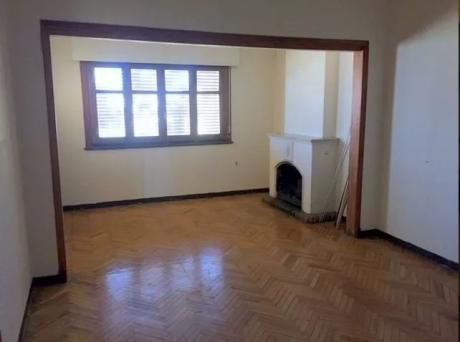 Venta De Casa 5 Dormitorios En Las Piedras
