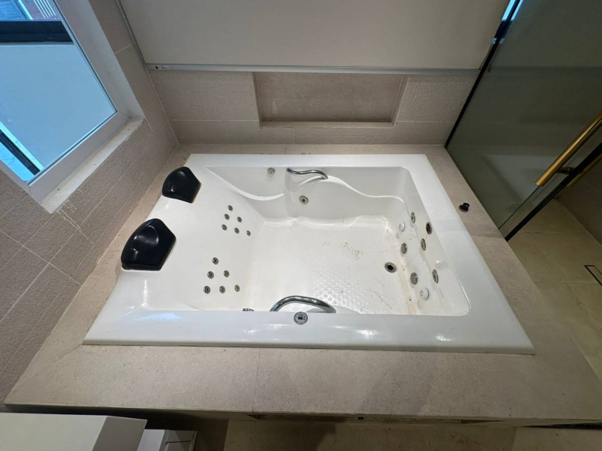CASA DE LUJO EN ALQUILER ZONA YACHT Y GOLF CLUB — foto 2