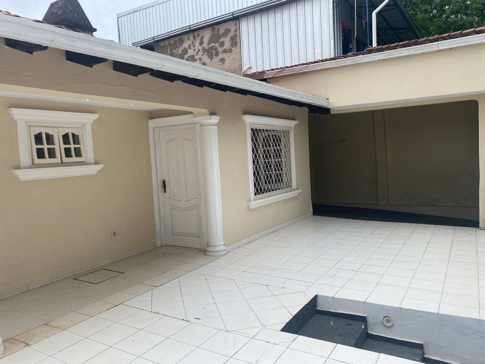 VENDO CASA EN LUQUE BARRIO CAMPO GRANDE — foto 3