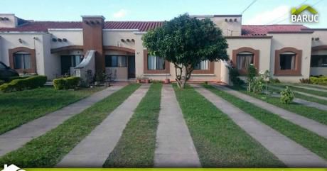 Casa En Venta - Condominio Paradisso