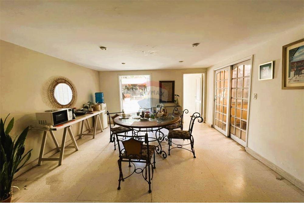 Casa en venta en Los Laureles