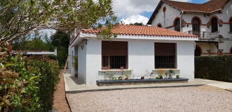 Muy Buen Inmueble De Sólida Construcción!! En Padrón único!