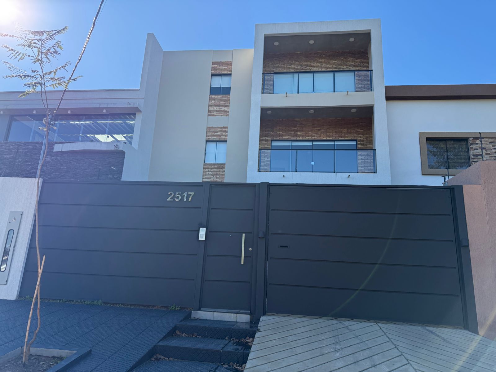 Alquiler De Monoambiente, Lambare, Zona Yacht — foto 3