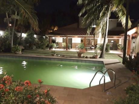 Enorme Y Espléndida Casa En Urbarí