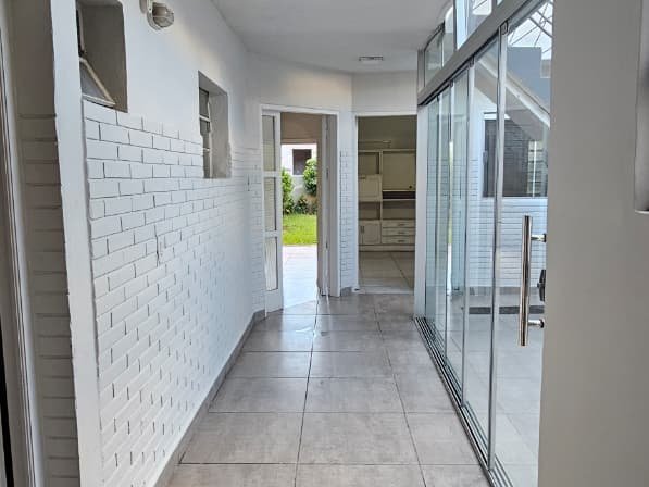 AMPLIA CASA EN ALQUILER EN BARRIO LAS MERCEDES — foto 3