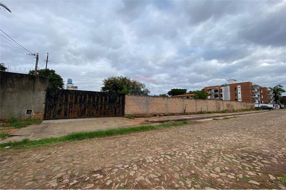 Terreno - Alquiler - Paraguay Central San Lorenzo — foto 2