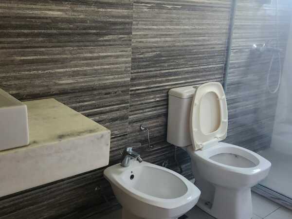 ALQUILO EN EDIFICIO MIRAGE, DPTO DE 2 DORMITORIOS — foto 3