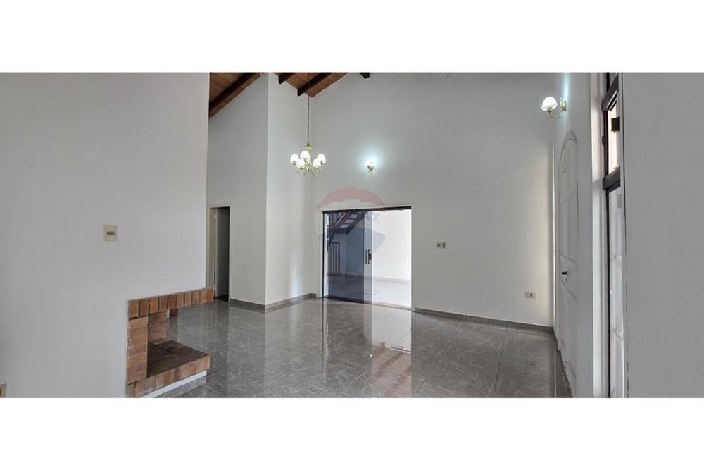 Alquilo Casa en Lambaré — foto 2
