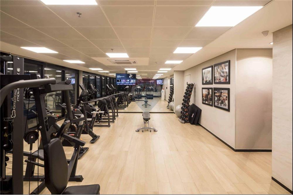VENDO OFICINA SKYPARK – PISO 11 C – 80 M² — foto 3