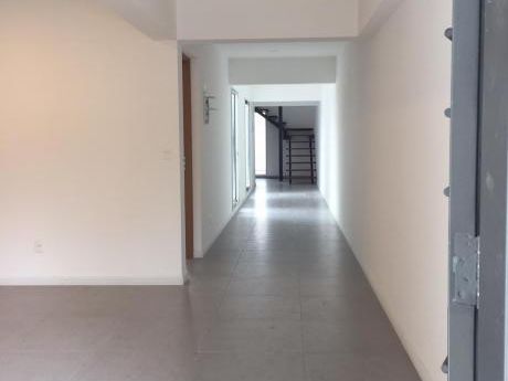 Estrene!! Excelente Oportunidad!! Casa De 4 Dorm!!