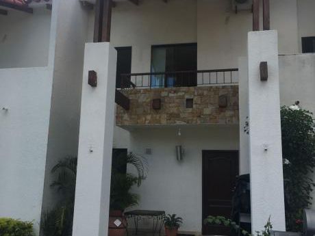 Bonita Casa En Alquiler Zona Norte