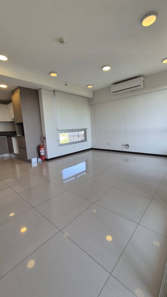 ALQUILO DPTO DE 2 HABITACIONES EN BARRIO HERRERA  85m2 — foto 2