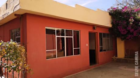 Agradable Y Asoleada Casa Se Alquila En Bajo Irpavi.