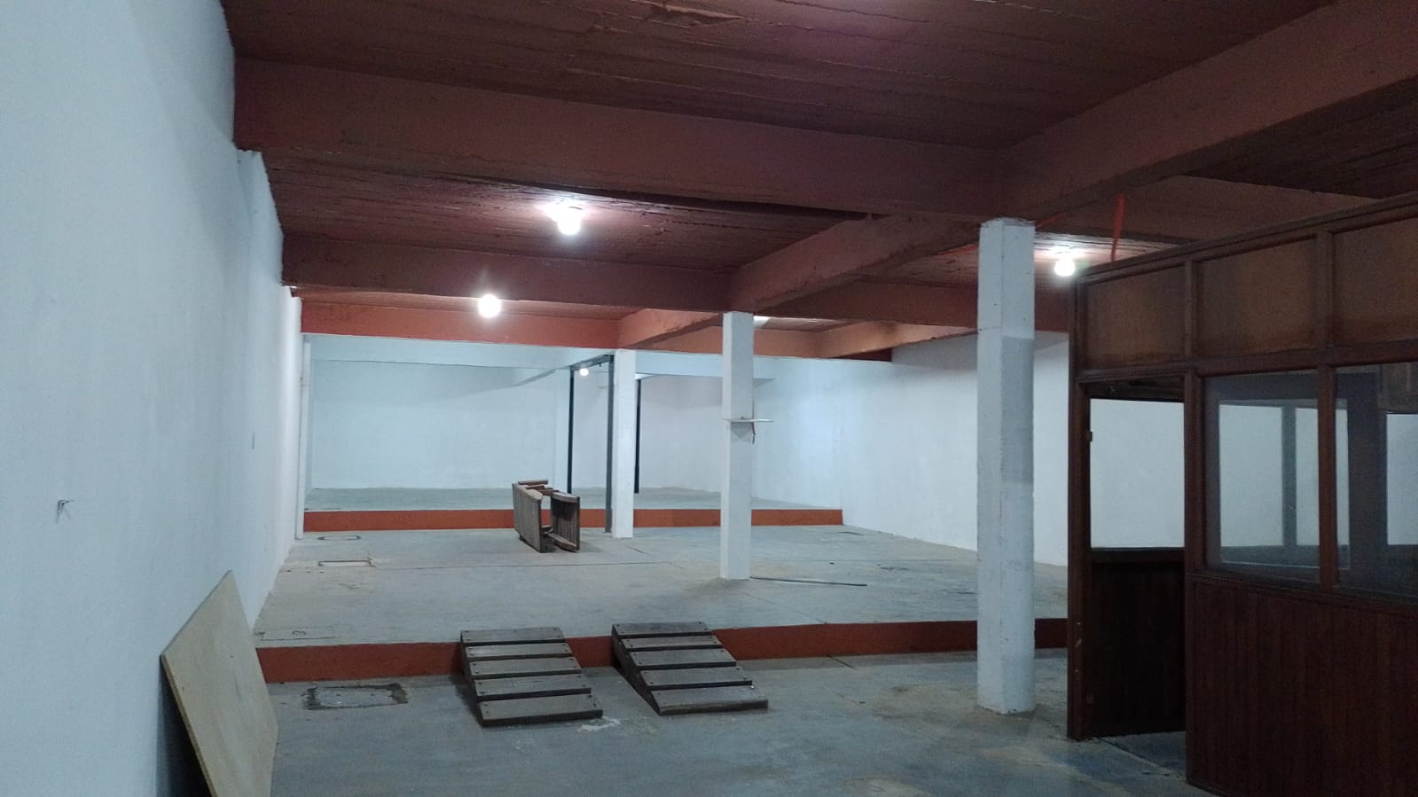 Alquilo Deposito Zona Recoleta — foto 2