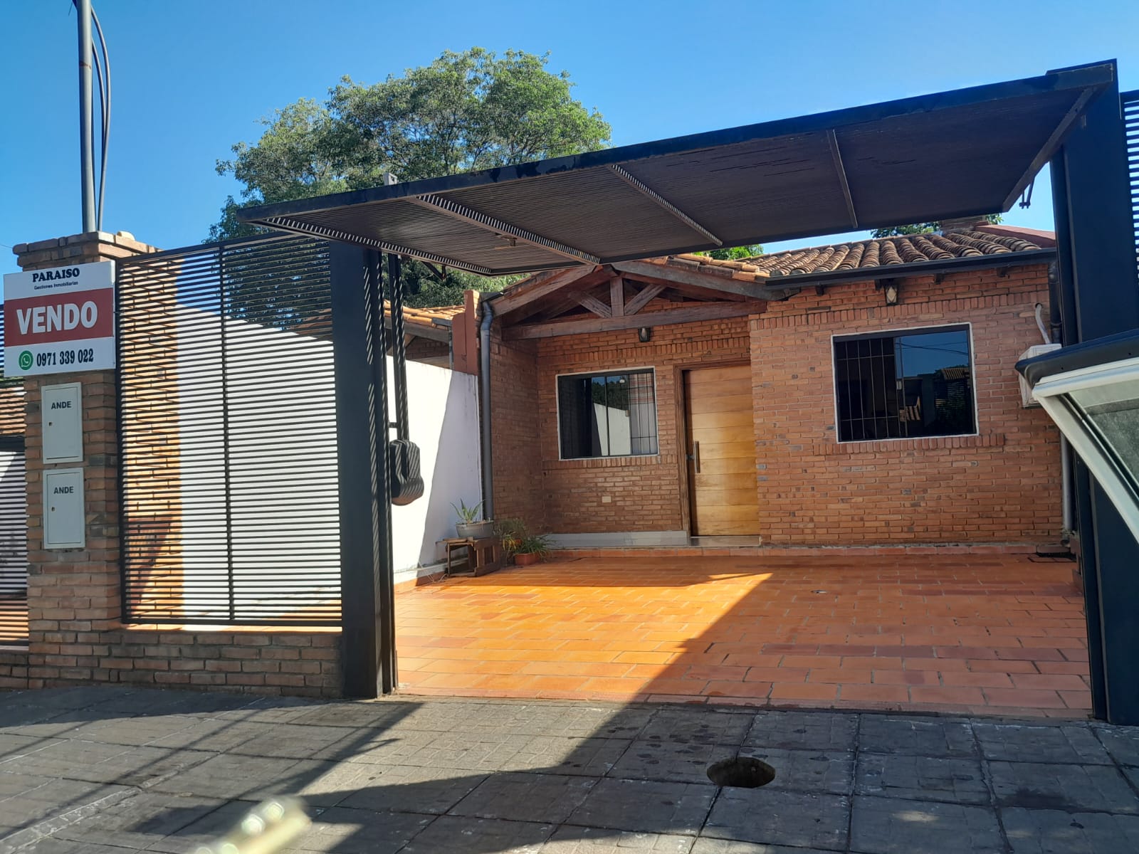 ¡excelente Oportunidad! – Fernando De La Mora  Vendo Duplex Todo En Una Planta — foto 2