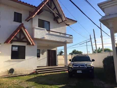 Casa En Venta Zona Norte Remanso Condominio Villa Ada