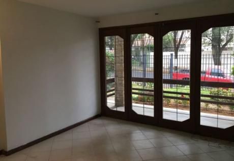 Casa En Villa Morra