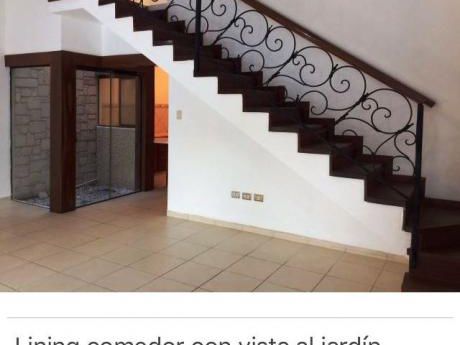 En Venta Casa Independiente Zona Barrio Urbari 3er Anillo
