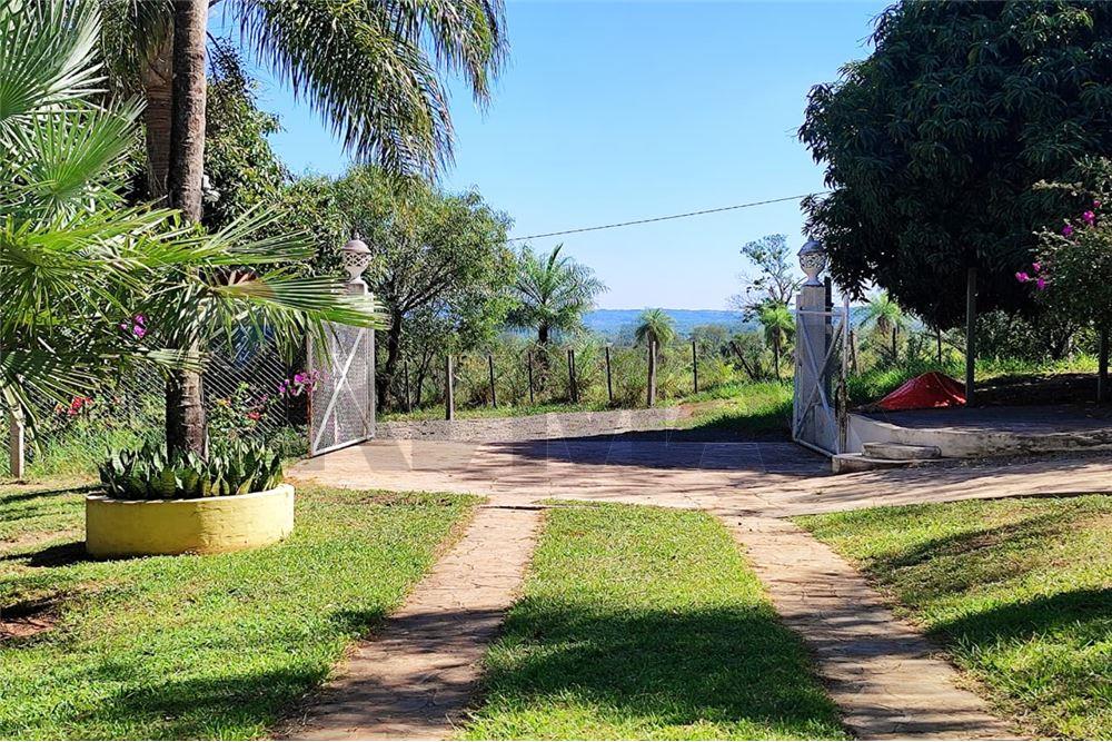 VENDO CASA EN CAACUPE CON ESTABLO PARA CABALLOS 15 HECTAREAS — foto 3