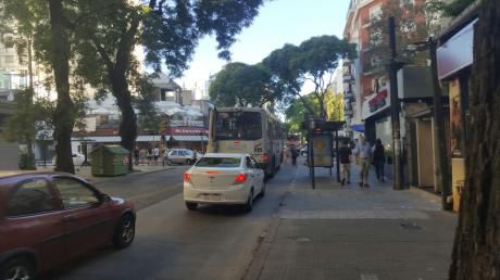 Excelente Local Comercial En Pleno Punta Carretas