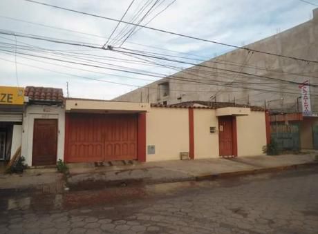 Casa En Venta Zona Centrica Ideal Para Proyectos !