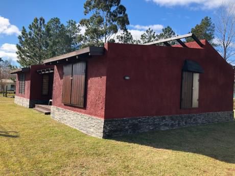 Hermosa Casa Esquina En La Floresta!!