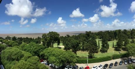 Venta De Apartamento En Primera Línea Al Golf