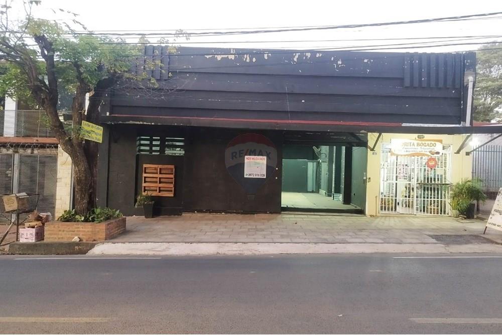 ALQUILO SALON COMERCIAL EN LAMBARE — foto 2