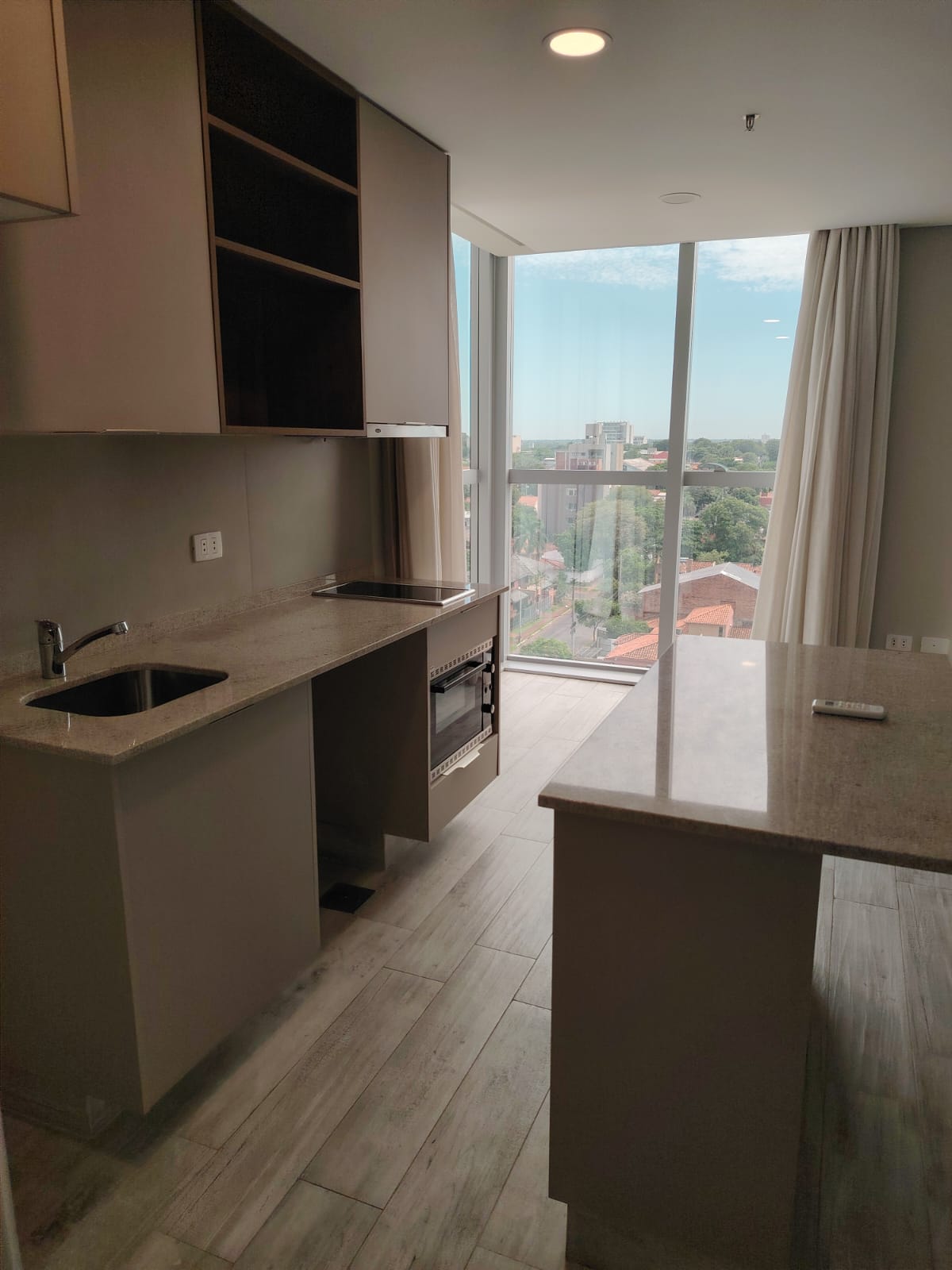 ALQUILO MONOAMBIENTE EN LAS LOMAS — foto 2