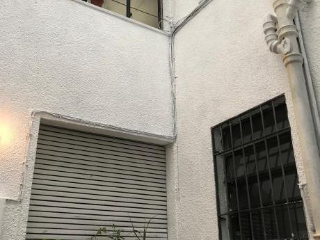 Apartamento 2 Dormitorios A Metros De 18 De Julio Al Sur