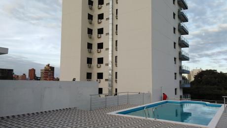 Amplios Departamentos En El Centro De Asuncion