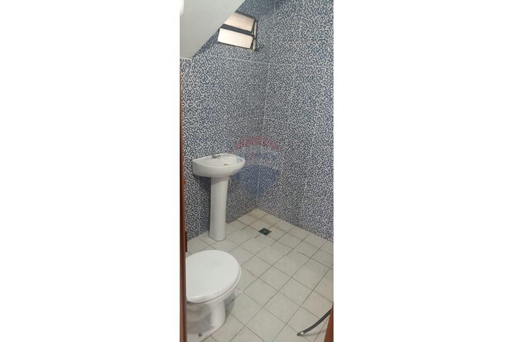 ALQUILO SALON COMERCIAL 10X10 MAS DEPARTAMENTO — foto 3