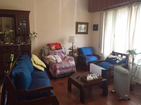 2 Casas En Un Padron De 1050mts