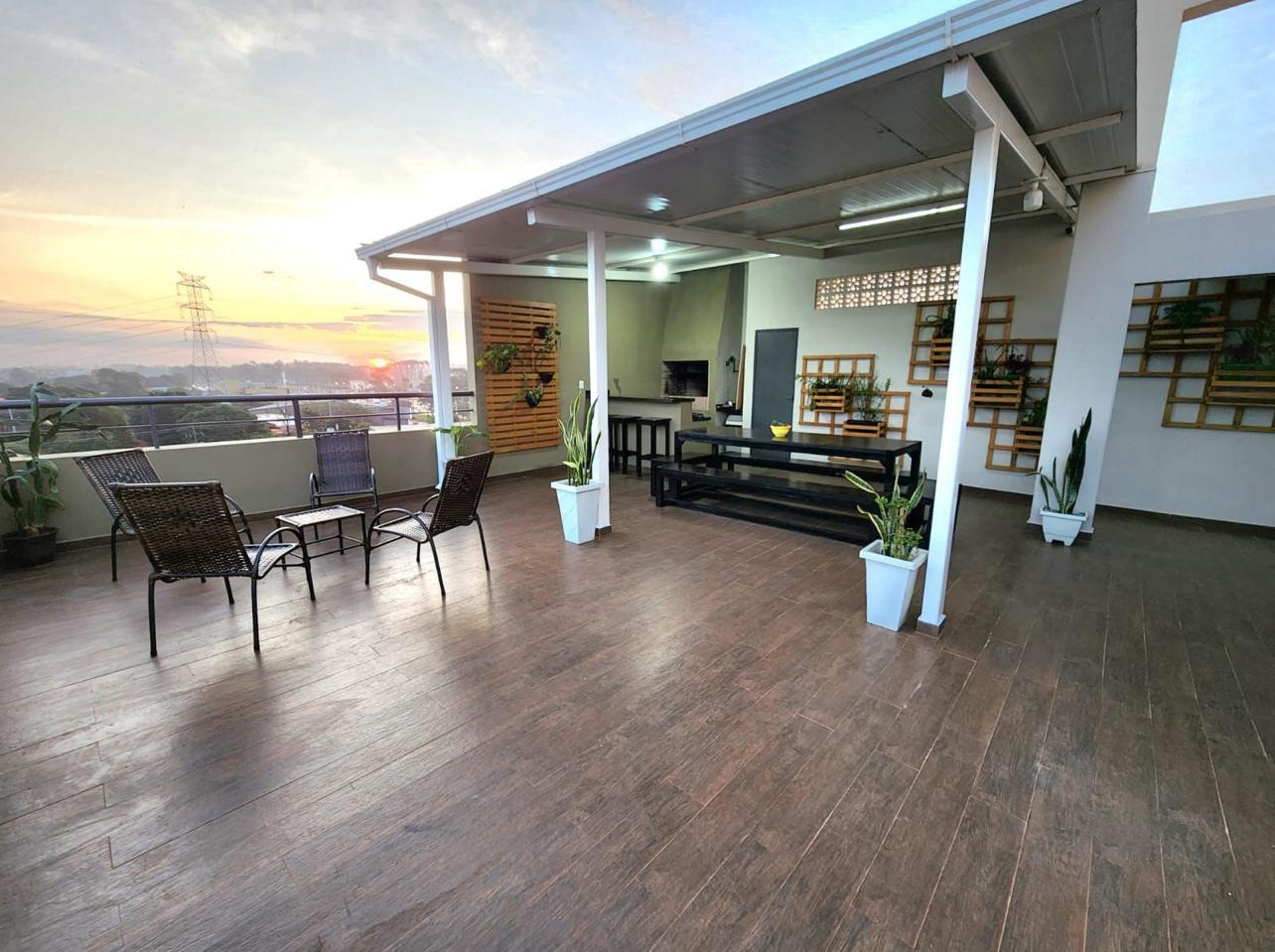 VENDO HERMOSO DEPTO DE 1 AMBIENTE EDIFICIO DIAGONAL  KM 9 CDE — foto 2