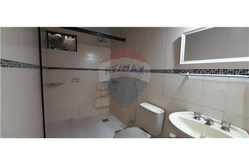 ¡Tu Nuevo Hogar en el Corazón de Lambaré! — foto 3