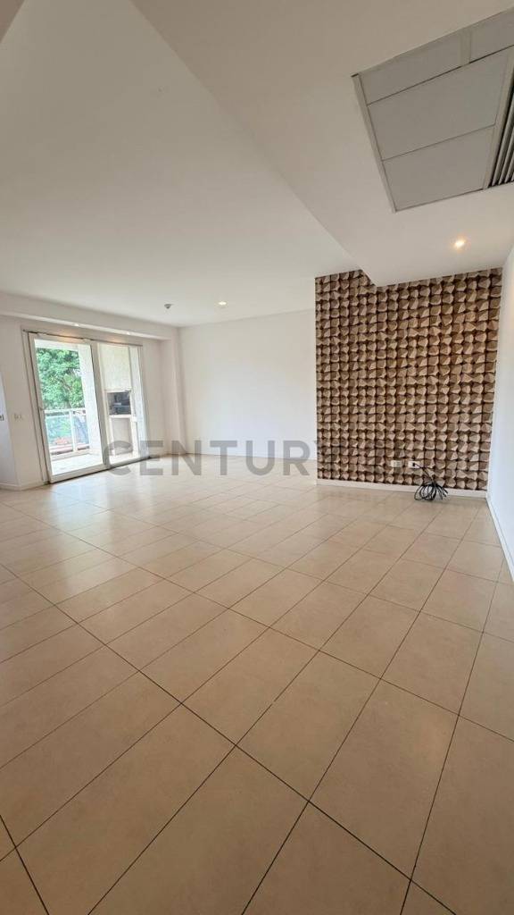 DEPARTAMENTO EN ALQUILER – EDIFICIO TRIESTE — foto 3