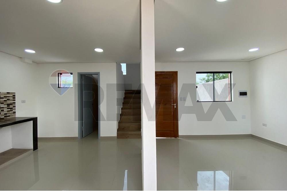 Casa en alquiler en Luque — foto 2
